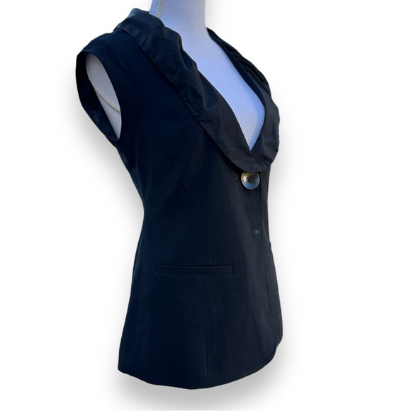 CAbi Black Lined Sleeveless Blazer Vest Sz S - Picture 2 of 14